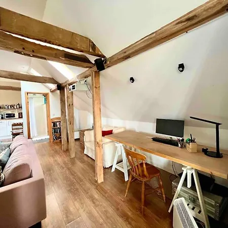 The Cart Loft - Private Apartment On Farm In Rye Peasmarsh Exterior photo