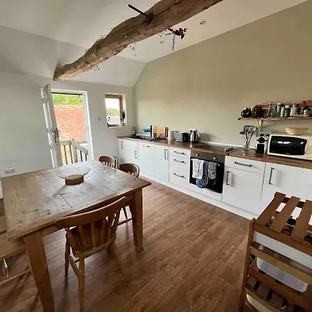 The Cart Loft - Private Apartment On Farm In Rye Peasmarsh Exterior photo
